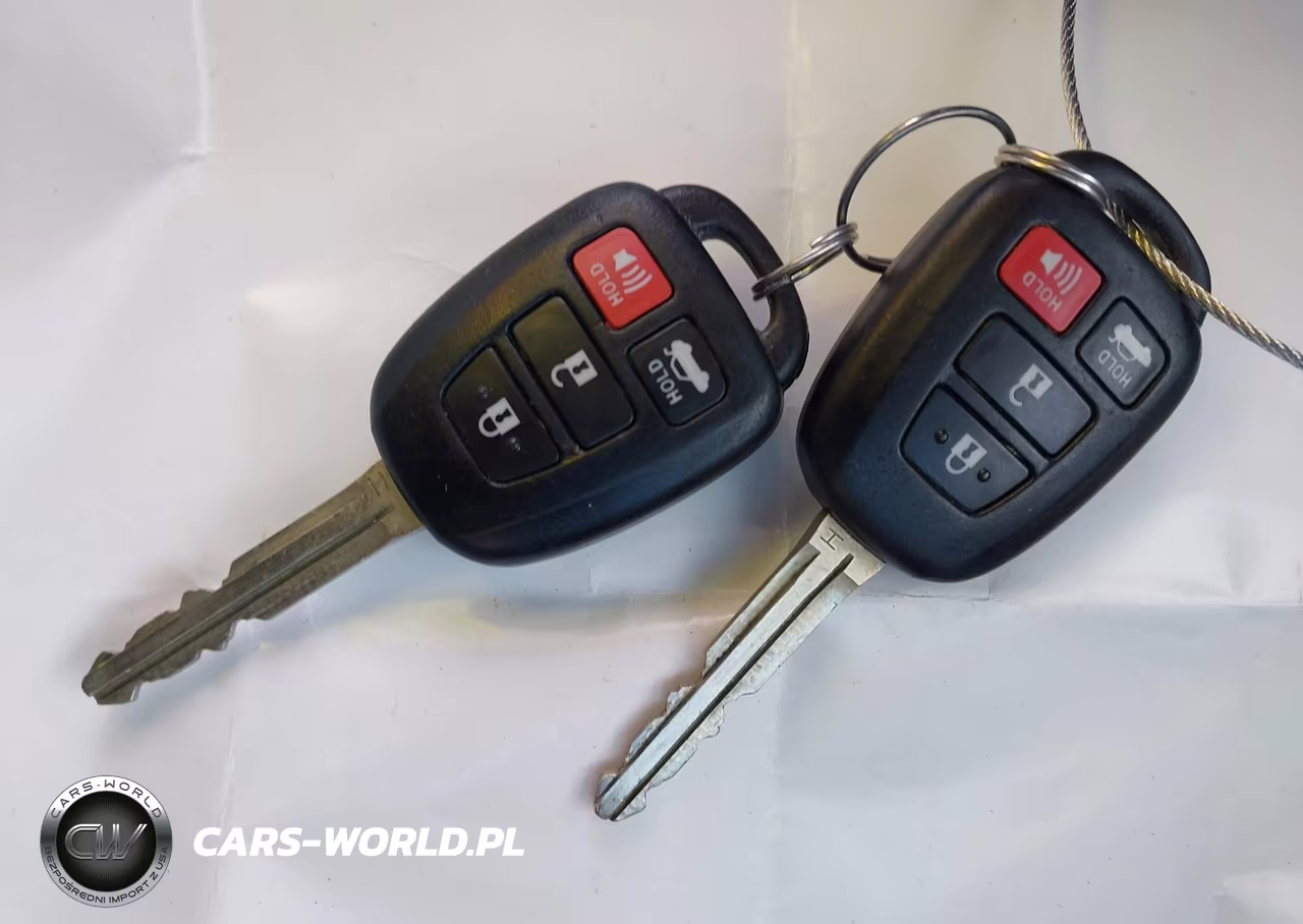 2018 Toyota Corolla Le VIN:2T1BURHEXJC084241 - 11