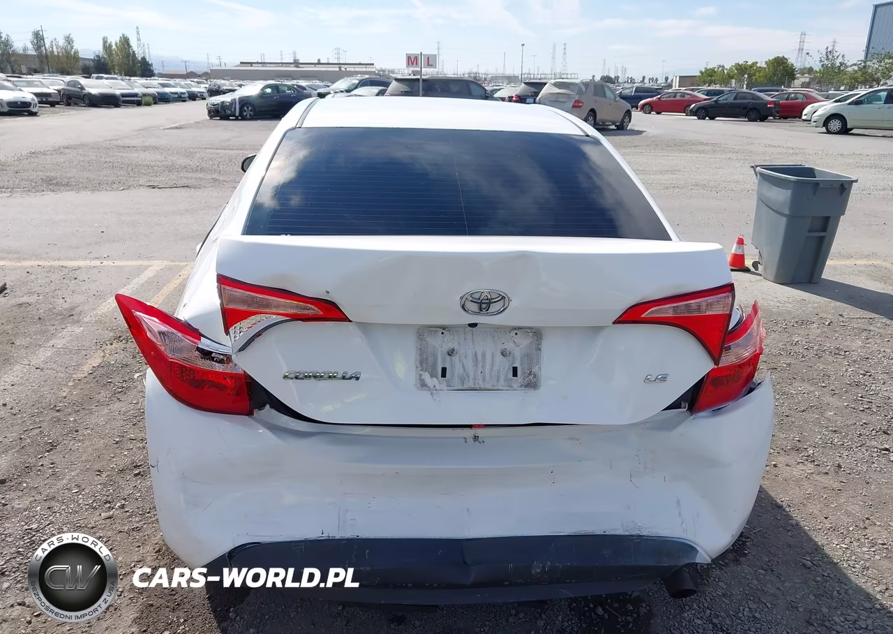 2018 Toyota Corolla Le VIN:2T1BURHEXJC084241 - 16