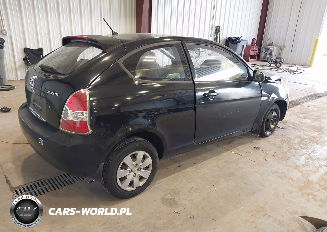 2010 Hyundai Accent Gs VIN:KMHCM3AC2AU158485 - 4