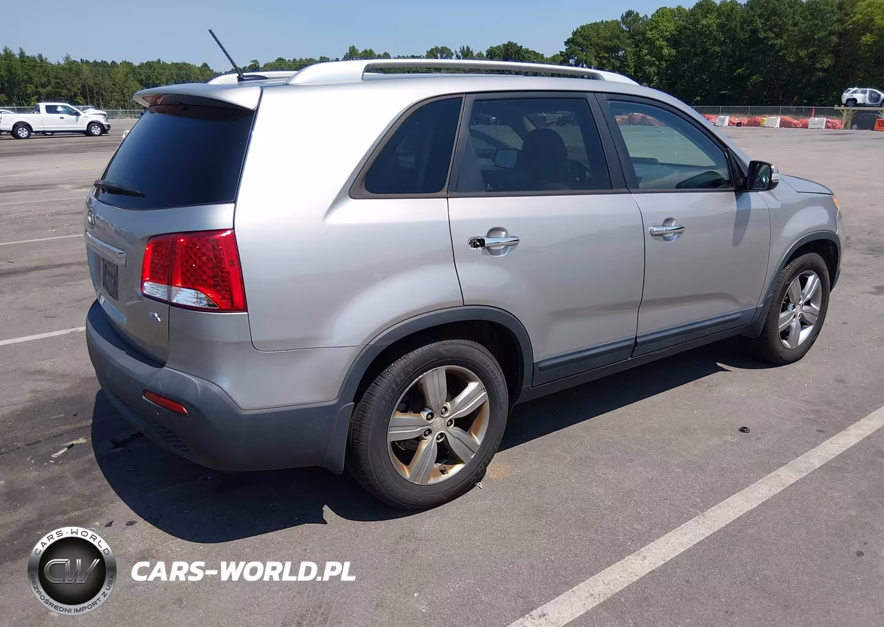 2013 Kia Sorento Ex VIN:5XYKU3A61DG395291 - 4