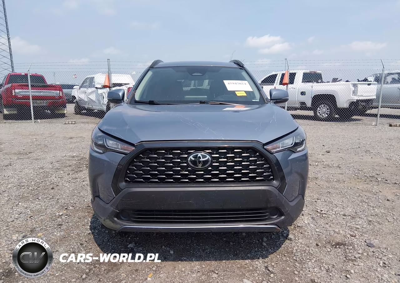 2023 Toyota Corolla Cross Le VIN:7MUCAAAG5PV056623 - 12