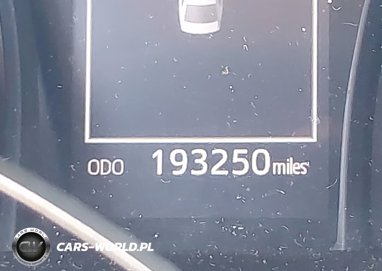 2019 Toyota Camry Le VIN:4T1B11HK7KU173927 - 16