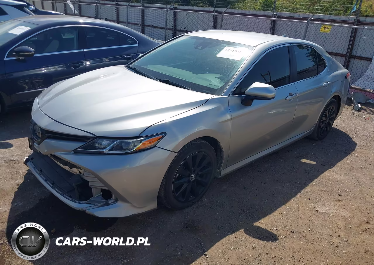 2019 Toyota Camry Le VIN:4T1B11HK7KU173927 - 2