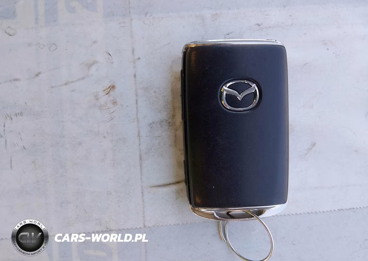 2020 Mazda Mazda3 Premium Package VIN:JM1BPBNM3L1158746 - 11