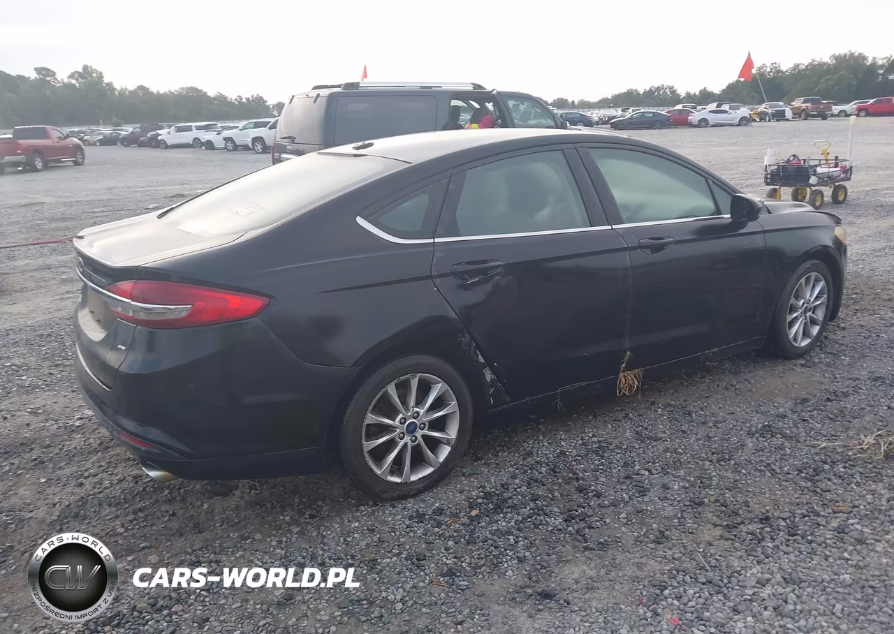2017 Ford Fusion Se VIN:3FA6P0H75HR171707 - 4