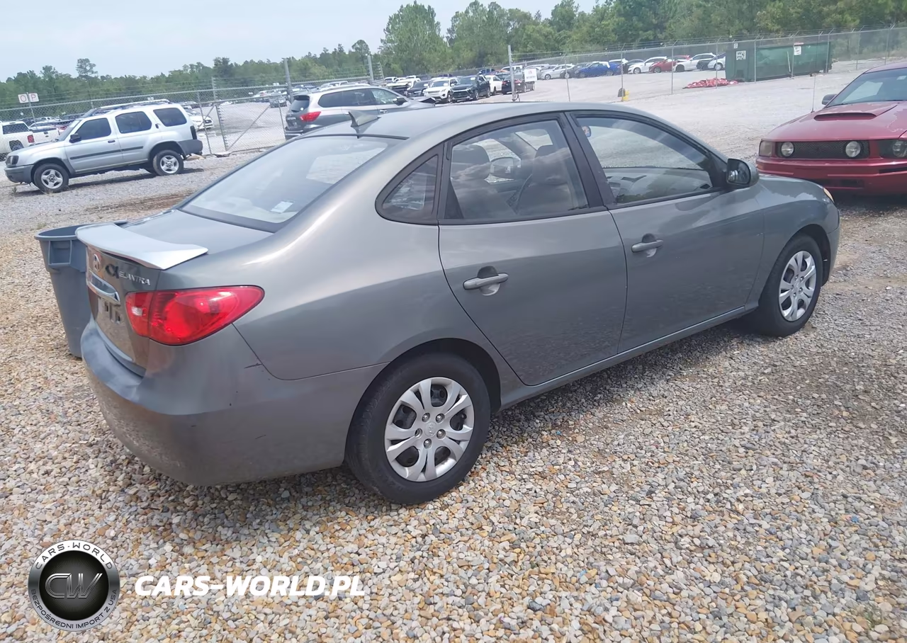 2010 Hyundai Elantra Gls VIN:KMHDU4AD2AU074265 - 4