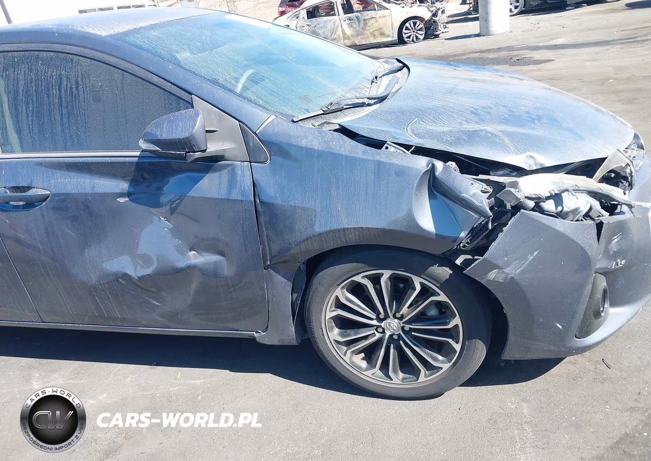 2015 Toyota Corolla S Plus VIN:2T1BURHE9FC466624 - 12