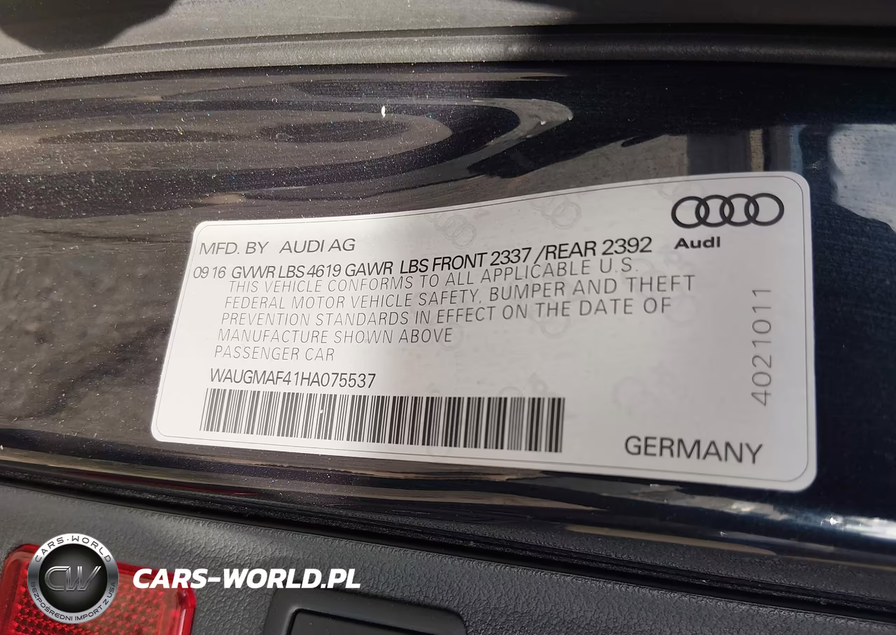2017 Audi A4 Ultra Premium VIN:WAUGMAF41HA075537 - 9
