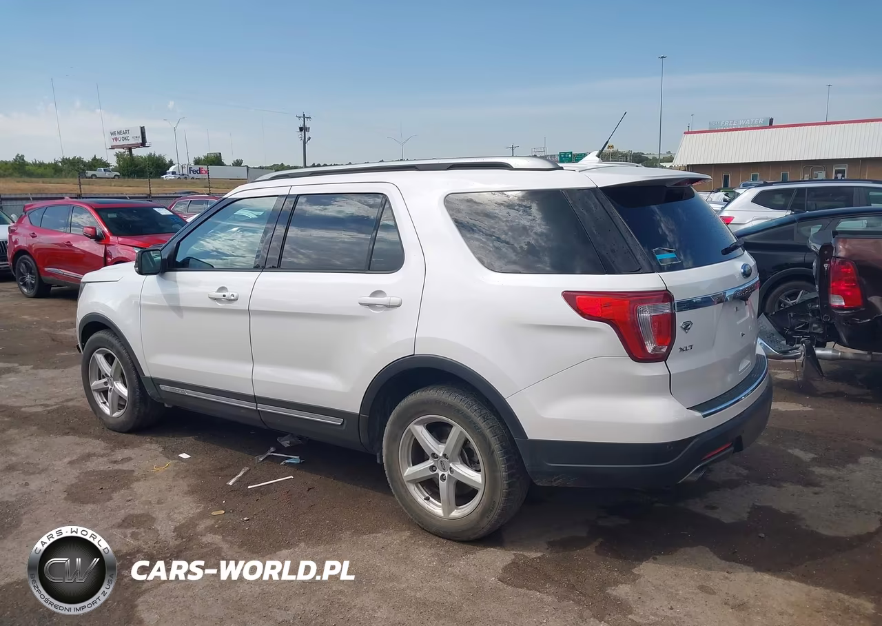 2018 Ford Explorer Xlt VIN:1FM5K7DH6JGC73635 - 14