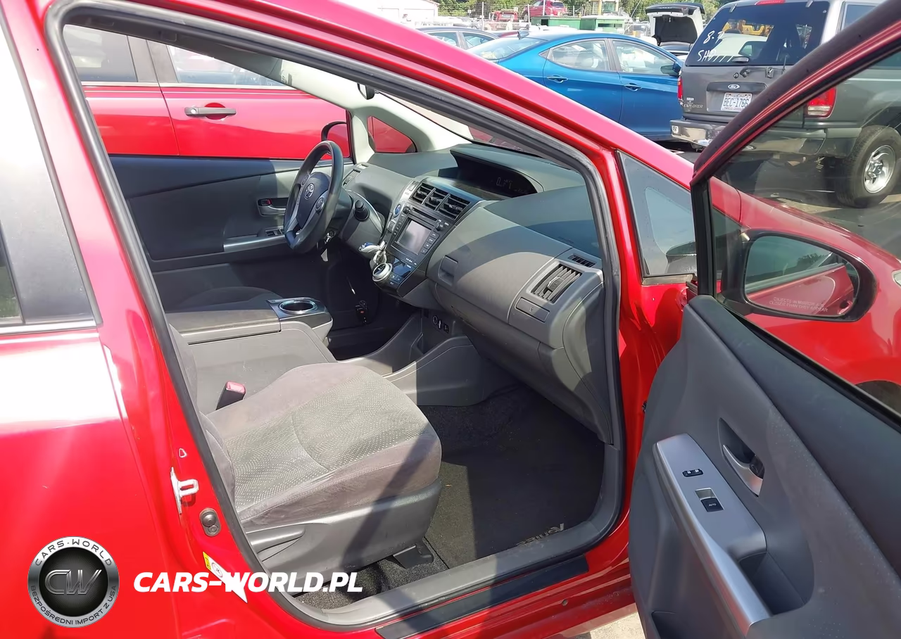 2013 Toyota Prius V Three VIN:JTDZN3EU6D3192258 - 5