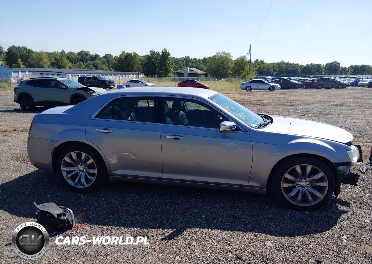 2018 Chrysler 300 Limited VIN:2C3CCAEG6JH159655 - 14