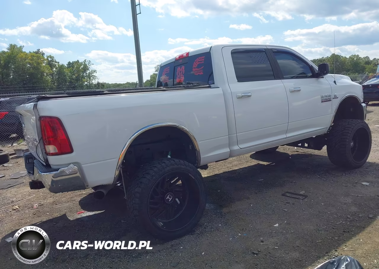 2016 Ram 2500 Slt VIN:3C6UR5DL8GG309477 - 4