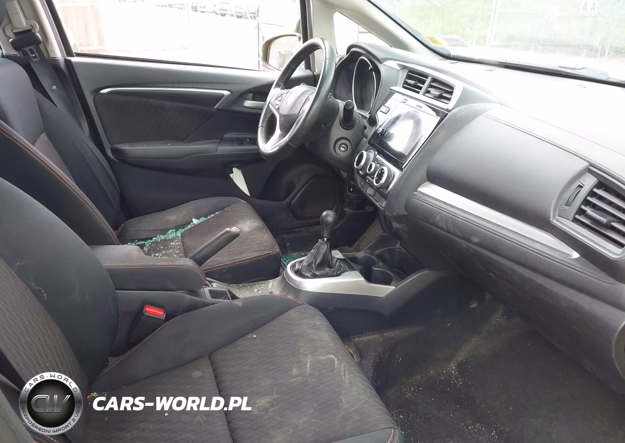 2018 Honda Fit Sport VIN:3HGGK5G62JM704622 - 5