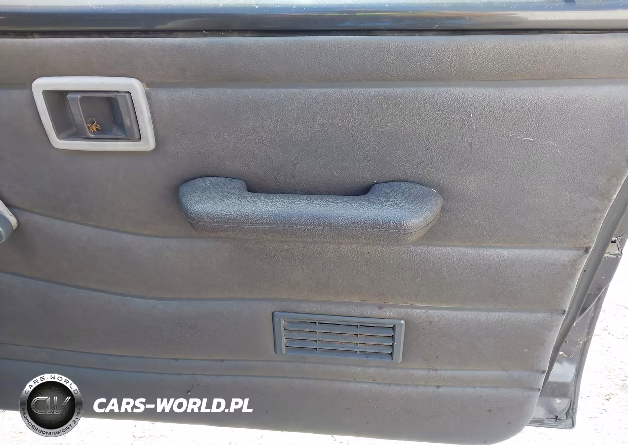 1993 Nissan Truck Short Wheelbase VIN:1N6SD11S2PC396859 - 14