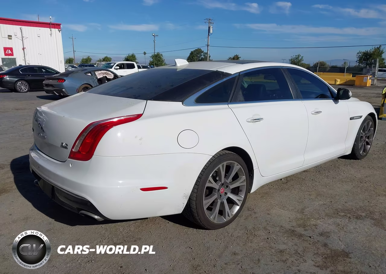 2016 Jaguar Xj Xjl Portfolio VIN:SAJWJ2GD8G8W02962 - 4