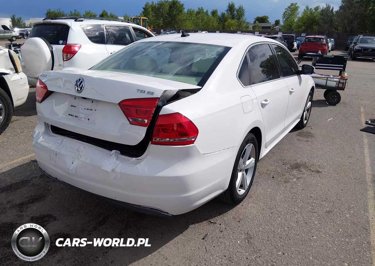 2015 Volkswagen Passat 1.8T Se VIN:1VWBT7A35FC050656 - 4