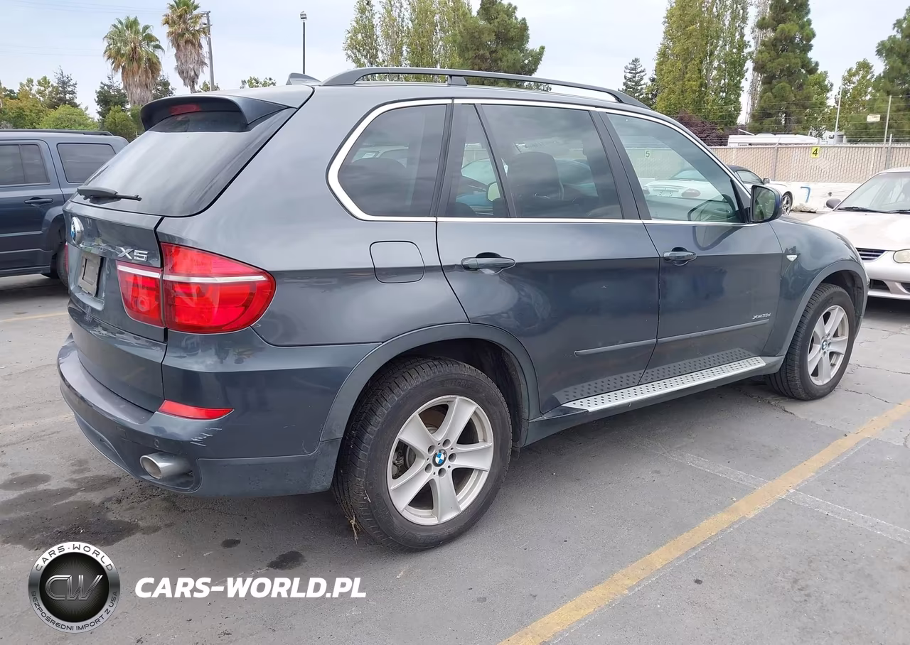 2013 BMW X5 xDrive35D VIN:5UXZW0C56D0B95302 - 4