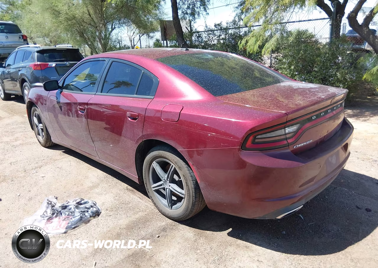 2019 Dodge Charger Sxt Rwd VIN:2C3CDXBG2KH643523 - 3