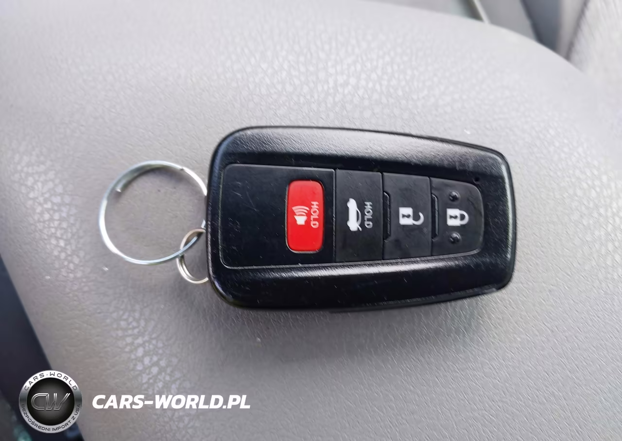 2022 Toyota Camry Le VIN:4T1R11AK3NU622145 - 11