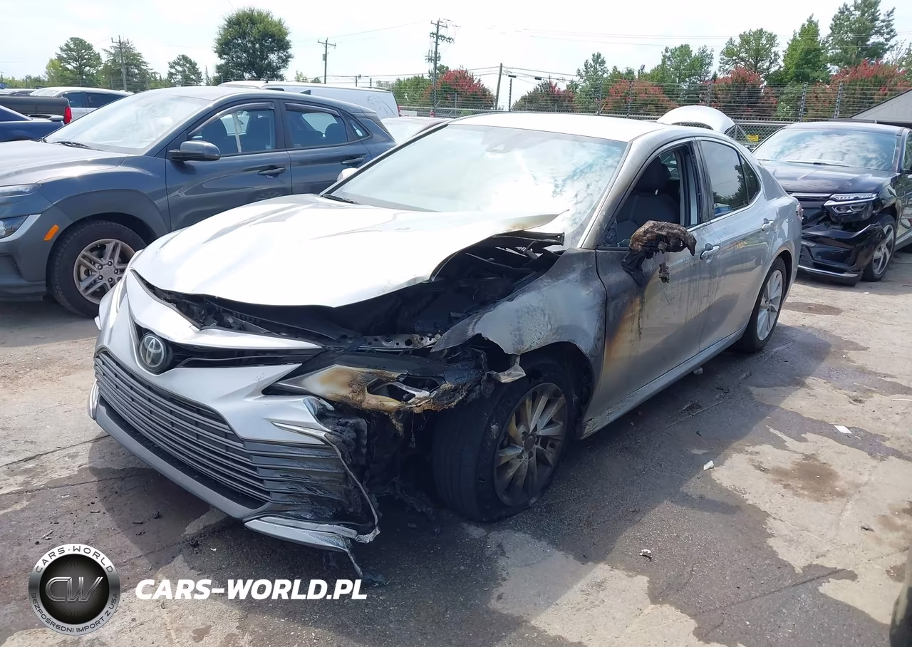 2022 Toyota Camry Le VIN:4T1R11AK3NU622145 - 2
