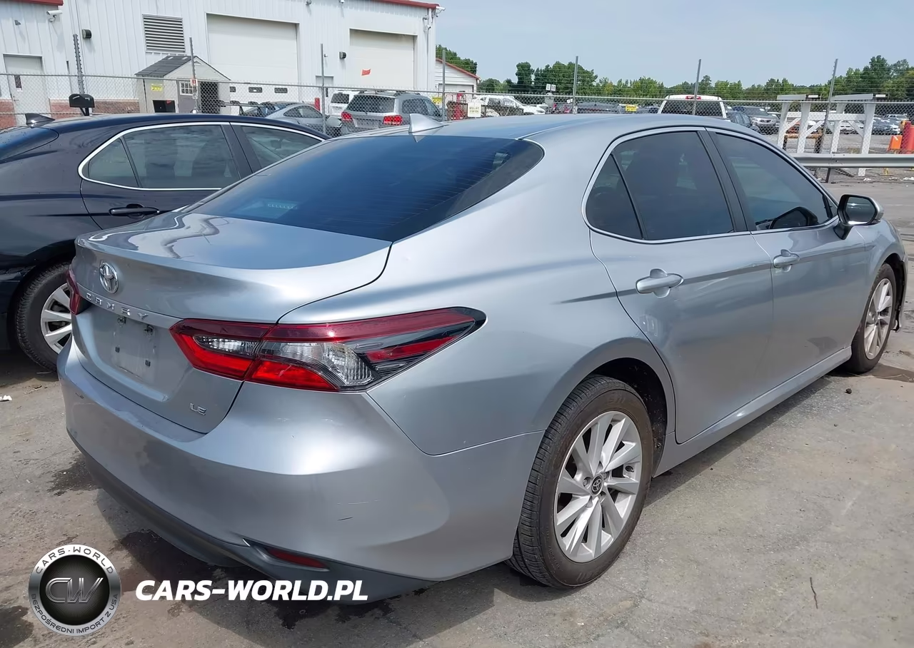 2022 Toyota Camry Le VIN:4T1R11AK3NU622145 - 4