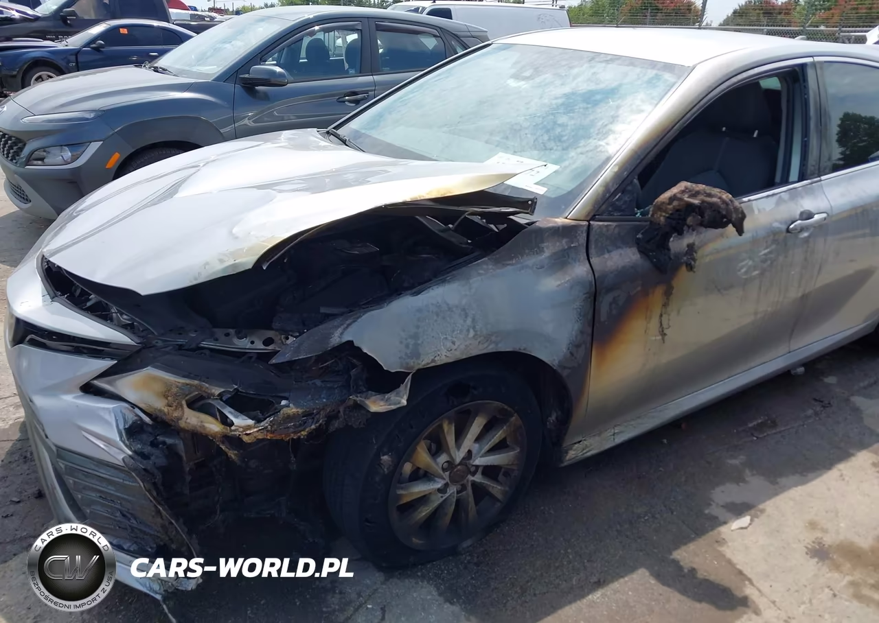 2022 Toyota Camry Le VIN:4T1R11AK3NU622145 - 6