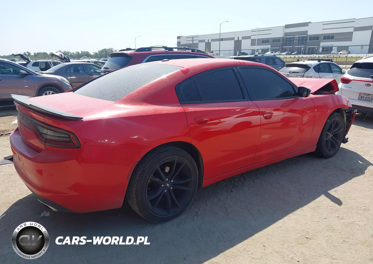 2018 Dodge Charger Sxt Rwd VIN:2C3CDXBG4JH248029 - 4