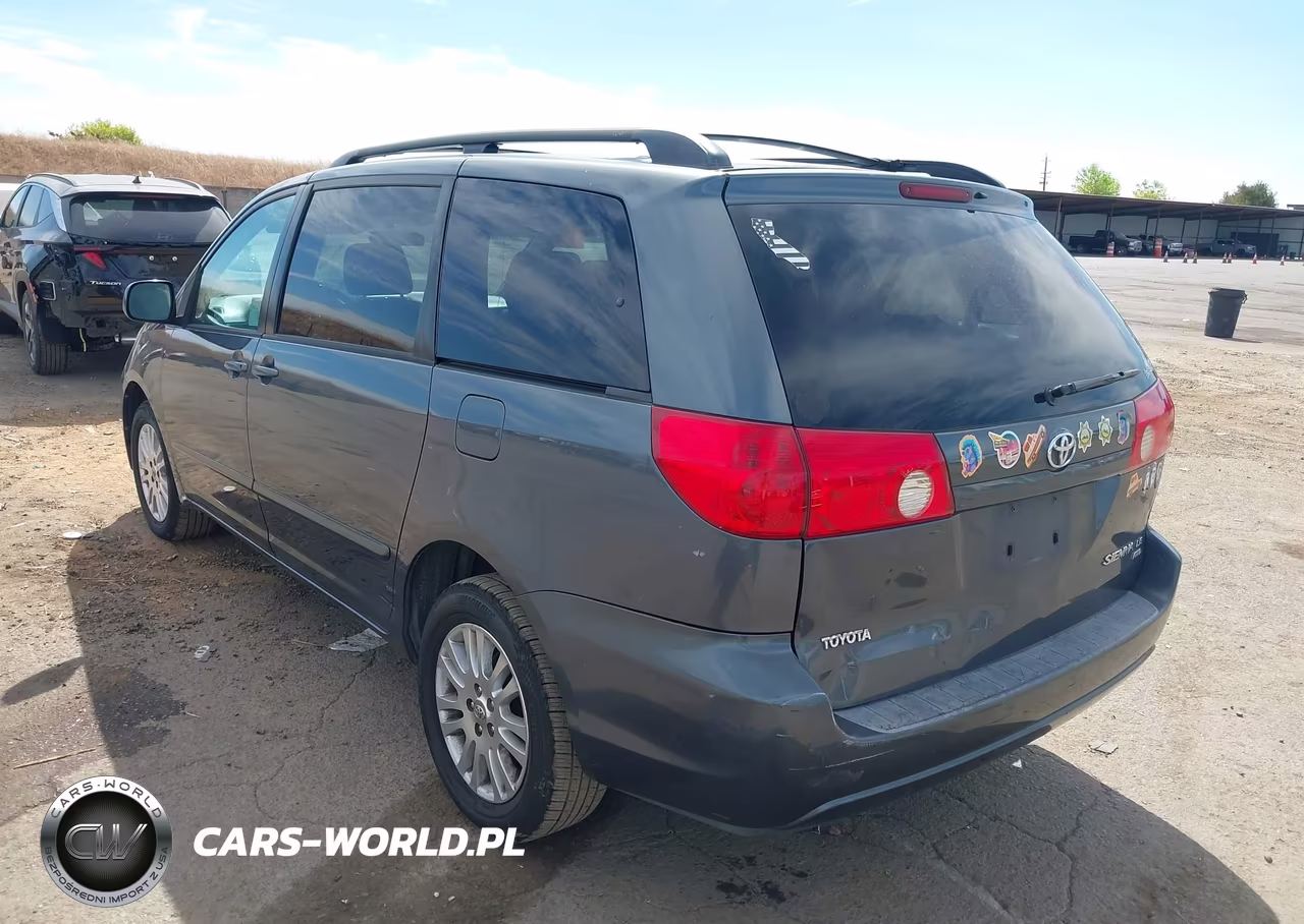 2007 Toyota Sienna Le VIN:5TDBK23C07S002133 - 3