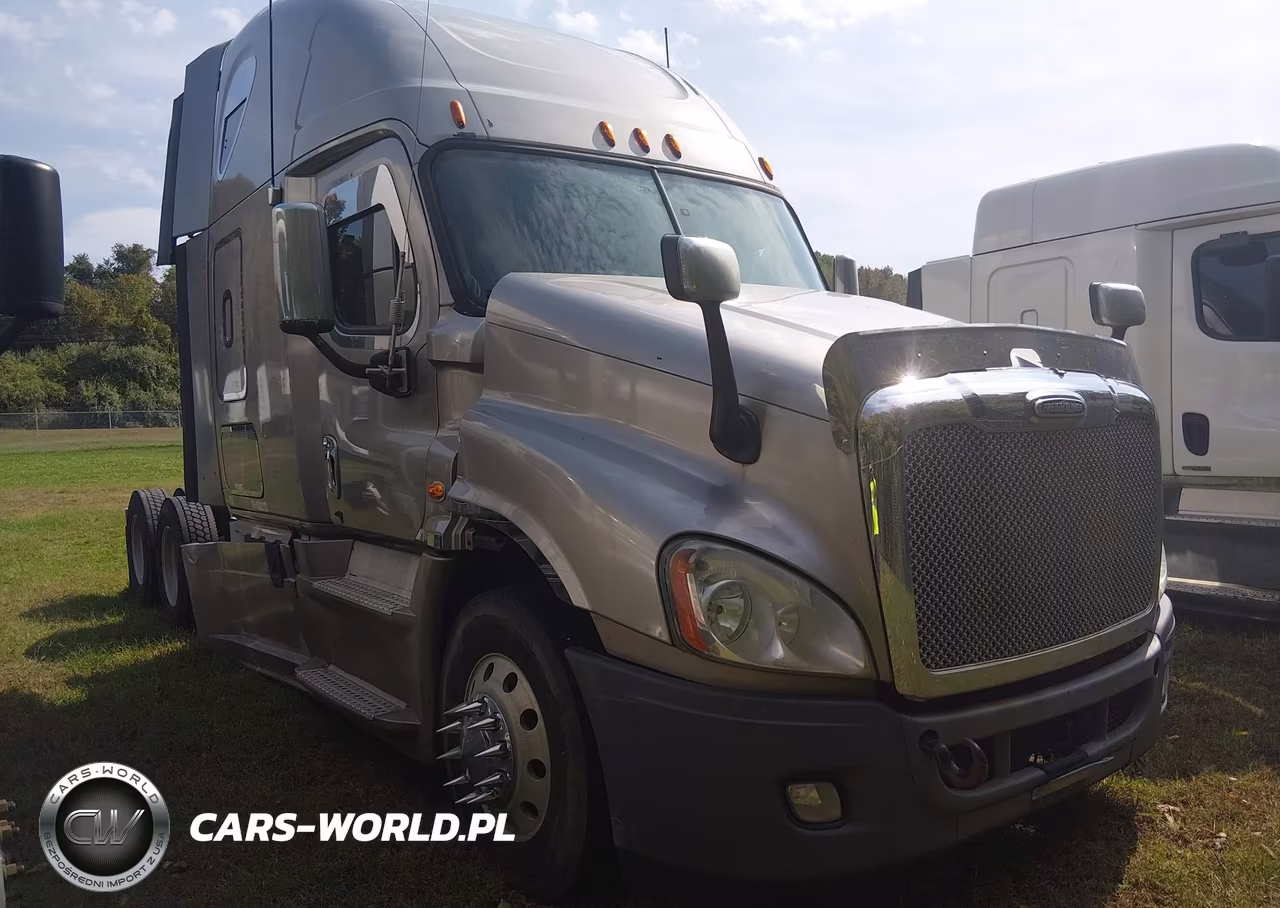 2013 Freightliner Cascadia 125