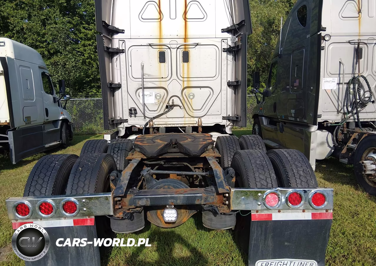 2013 Freightliner Cascadia 125 VIN:1FUJGLDR6DSBV2123 - 15