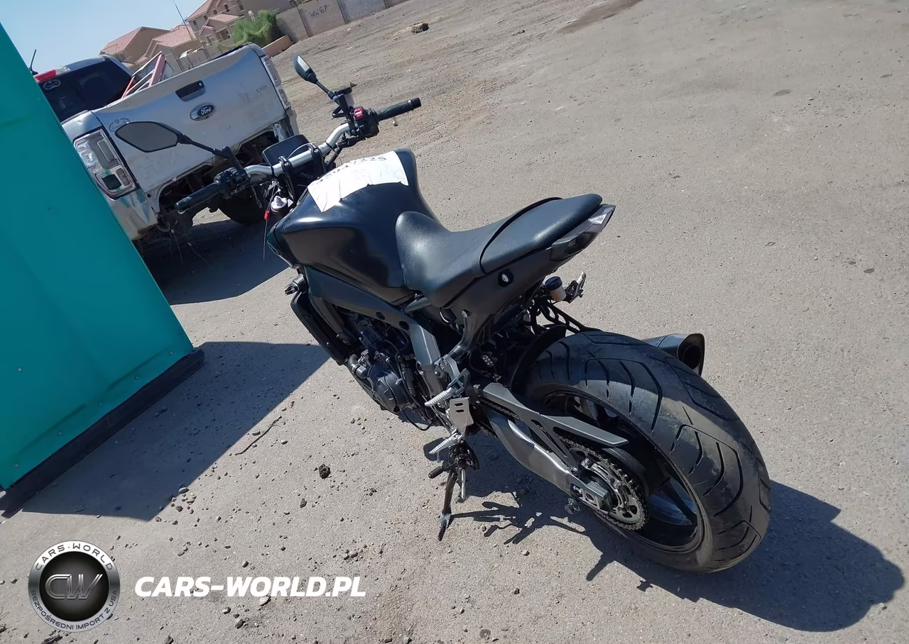 2022 Yamaha Mt09 VIN:JYARN71E1NA002719 - 3