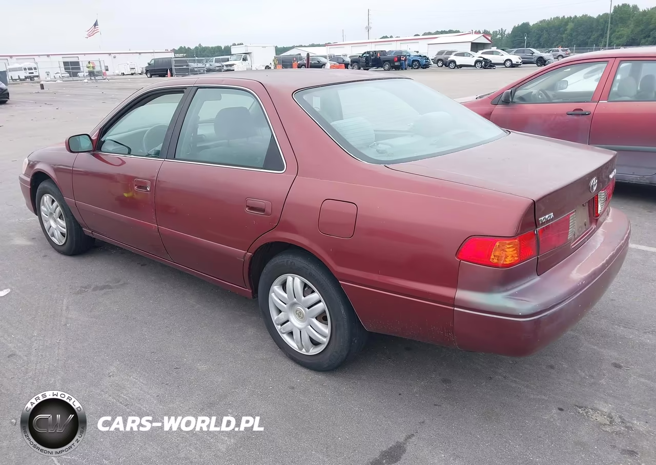 2001 Toyota Camry Le VIN:4T1BG22K41U089463 - 3