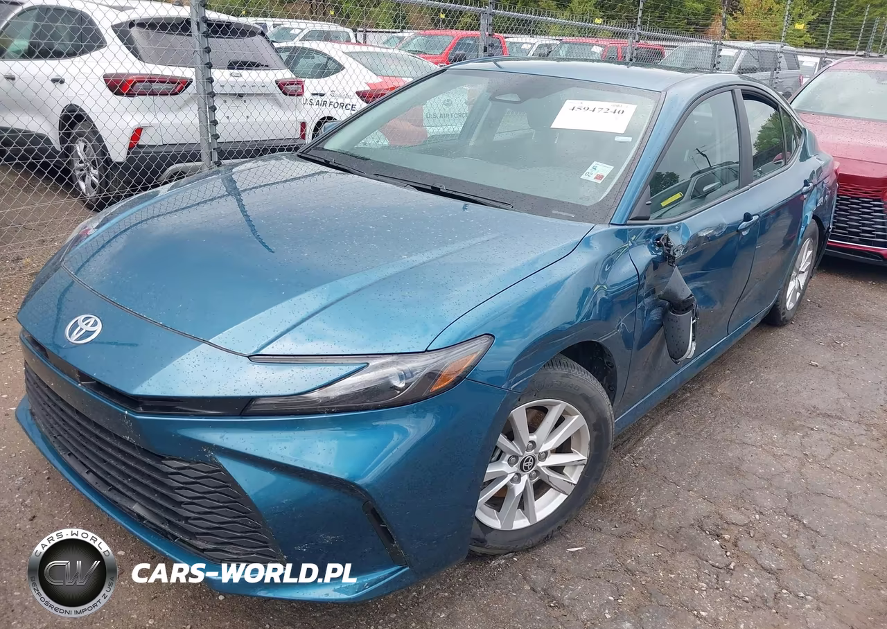 2026 Toyota Camry Le VIN:4T1DAACK3TU707197 - 2