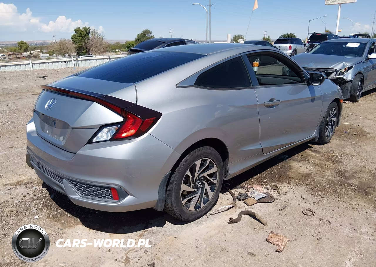 2017 Honda Civic Lx-P VIN:2HGFC4B03HH310786 - 4