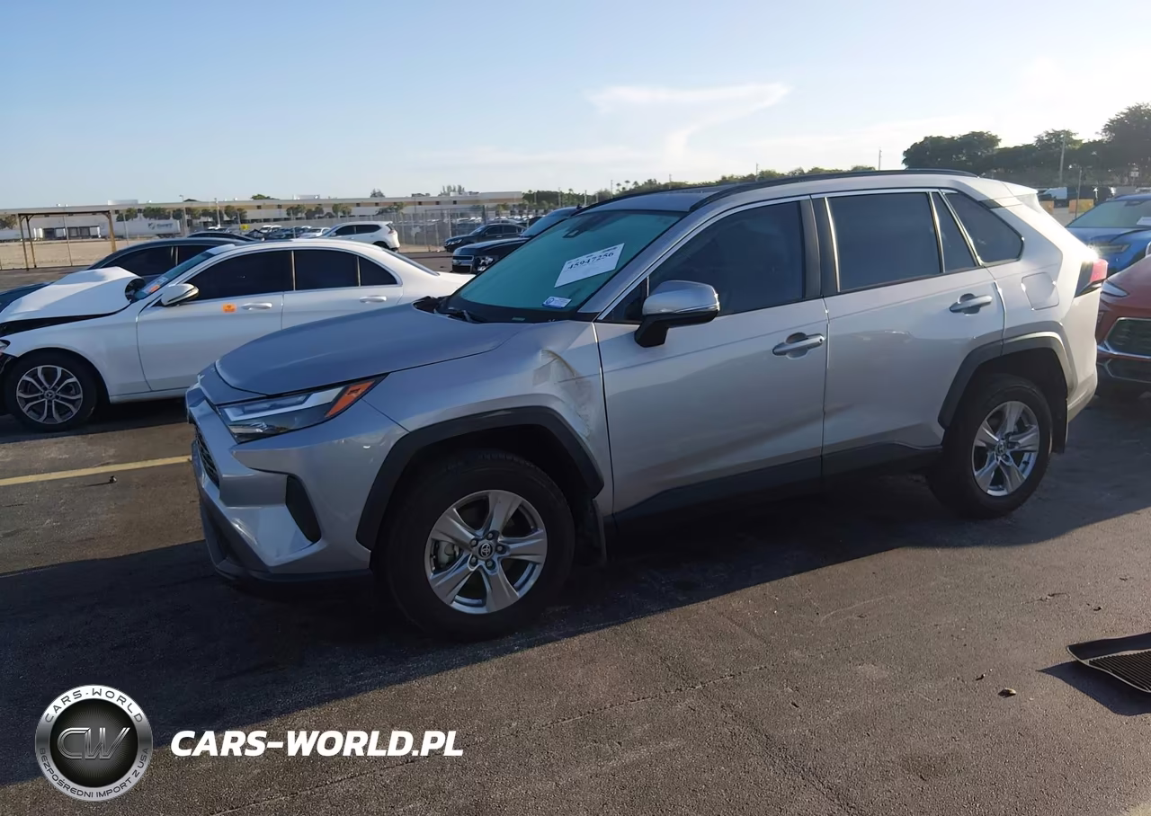2025 Toyota Rav4 Xle VIN:2T3W1RFV2SW422252 - 2