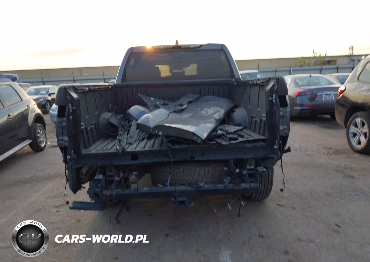 2024 Toyota Tundra Sr5 VIN:5TFLA5AB8RX038345 - 17
