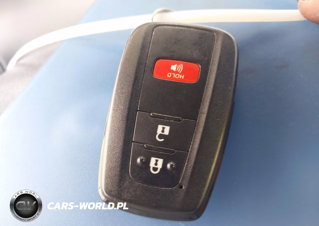 2018 Toyota Prius One VIN:JTDKBRFU7J3076557 - 11