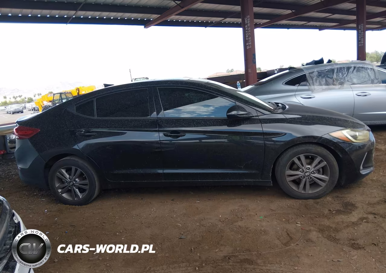 2018 Hyundai Elantra Value Edition VIN:5NPD84LFXJH348572 - 13