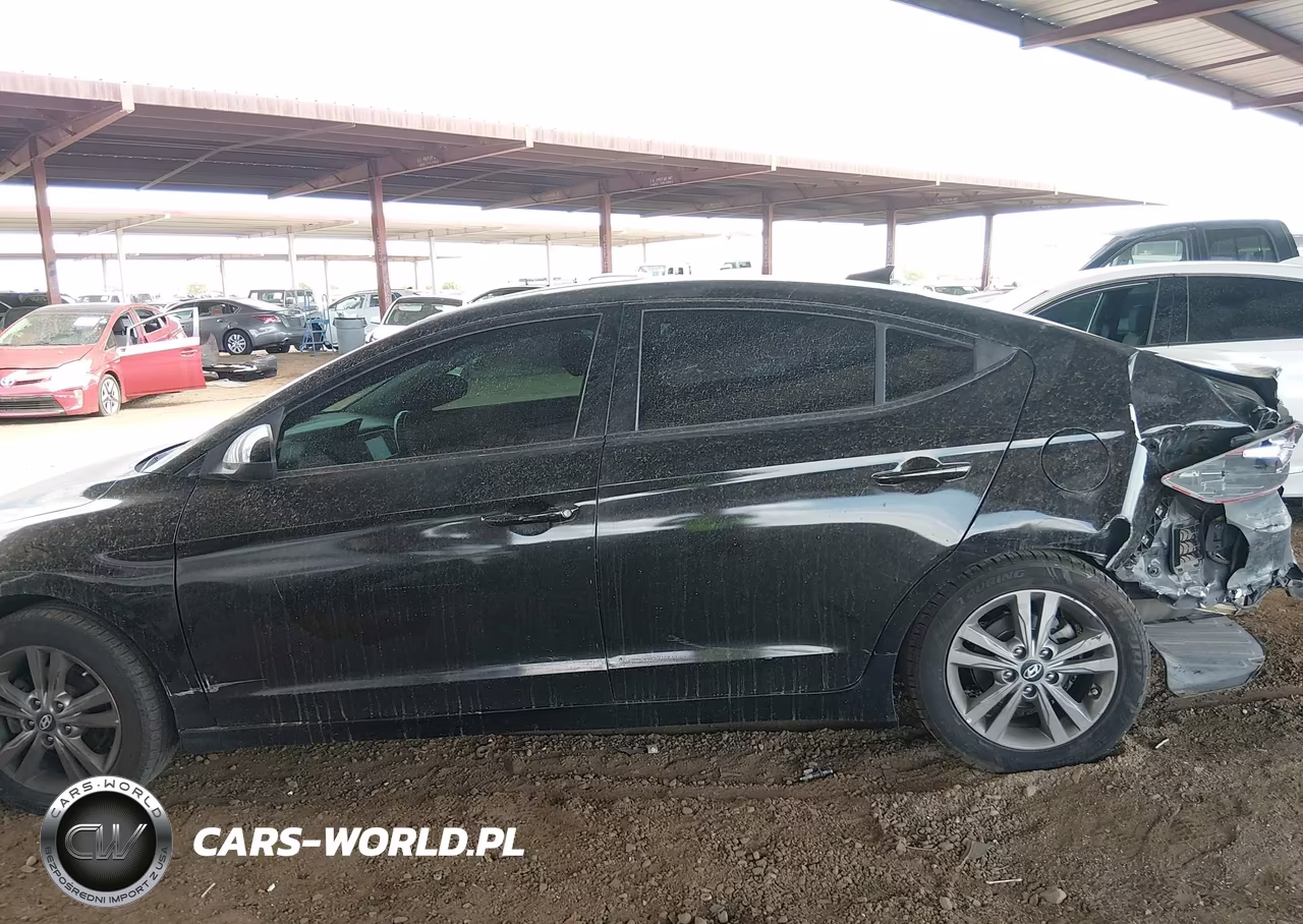 2018 Hyundai Elantra Value Edition VIN:5NPD84LFXJH348572 - 14