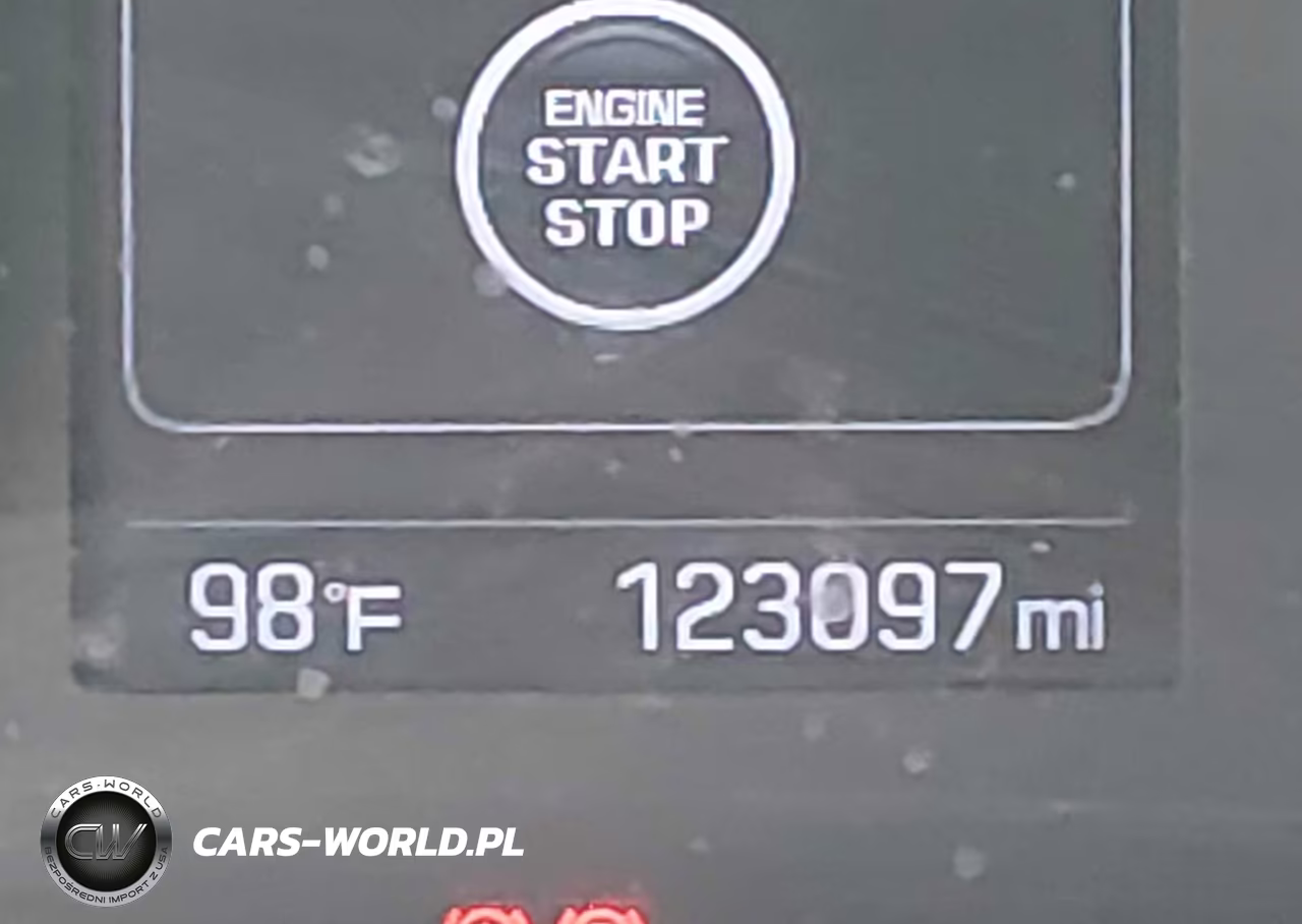 2018 Hyundai Elantra Value Edition VIN:5NPD84LFXJH348572 - 15