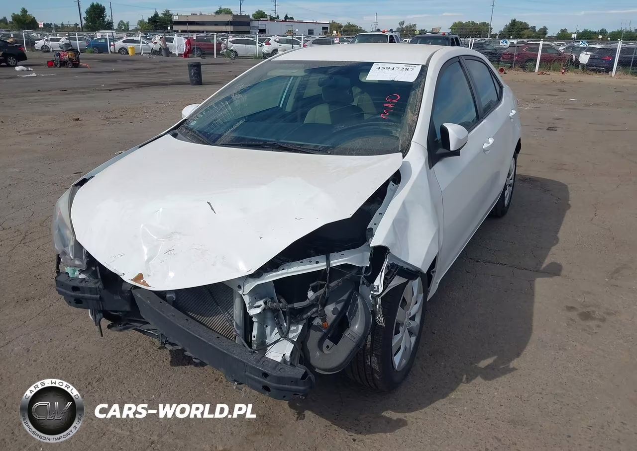 2015 Toyota Corolla Le VIN:5YFBURHE4FP214571 - 2