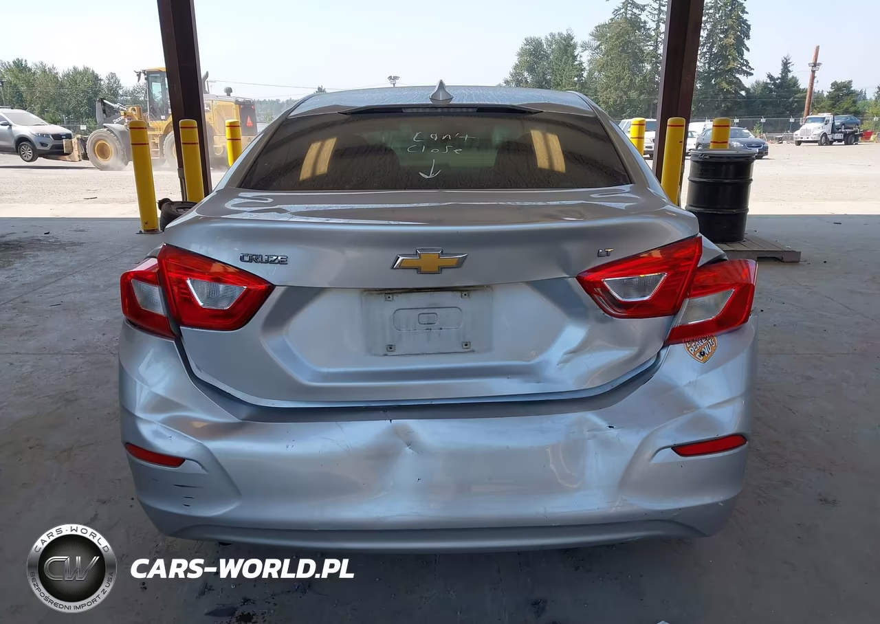2017 Chevrolet Cruze Lt Auto VIN:1G1BE5SM0H7202176 - 6