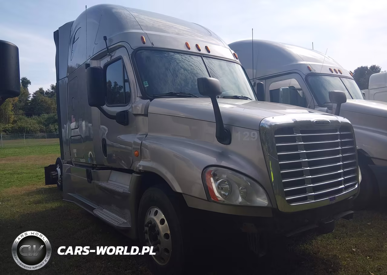 2013 Freightliner Cascadia 125