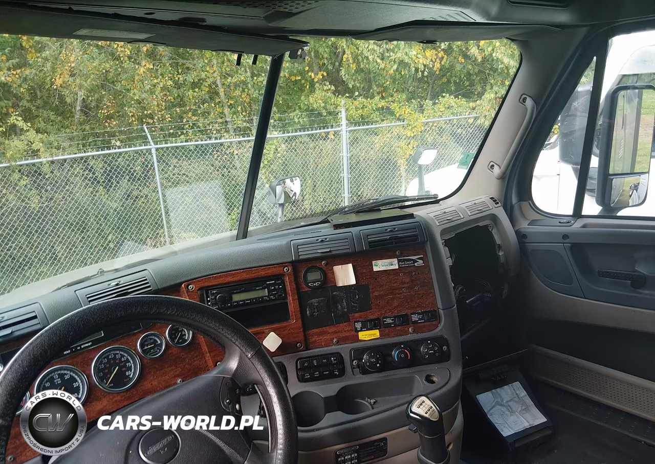2013 Freightliner Cascadia 125 VIN:1FUJGLDR4DSBV3397 - 6