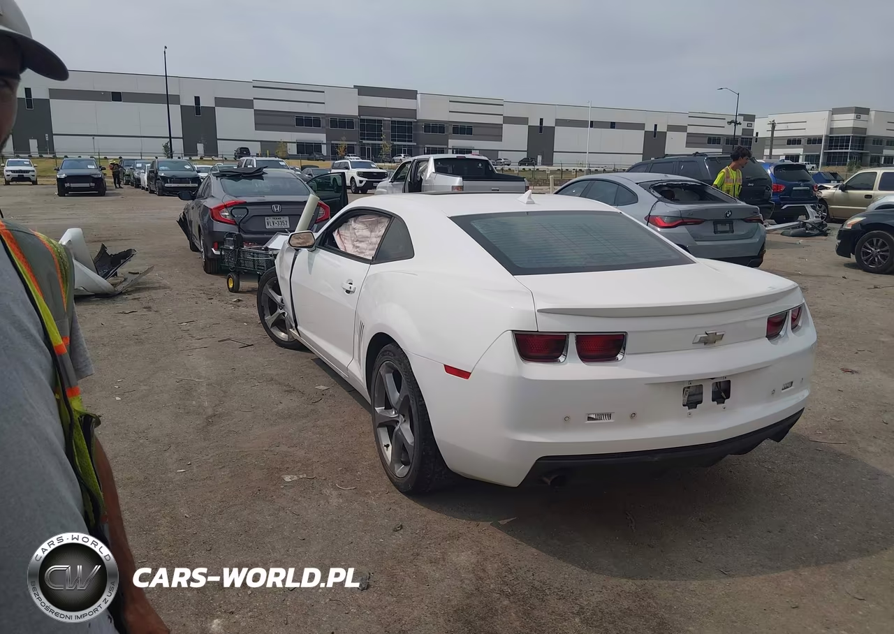 2013 Chevrolet Camaro 2Lt VIN:2G1FC1E33D9183506 - 3