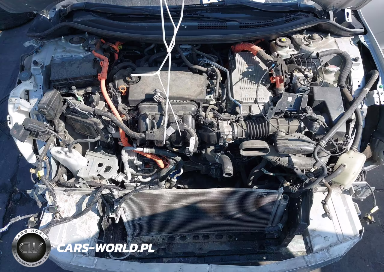 2018 Honda Clarity Plug-In Hybrid Touring VIN:JHMZC5F32JC015692 - 10