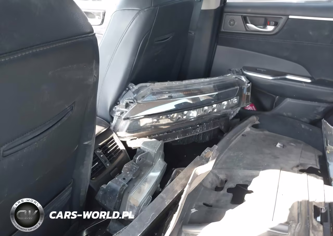 2018 Honda Clarity Plug-In Hybrid Touring VIN:JHMZC5F32JC015692 - 22