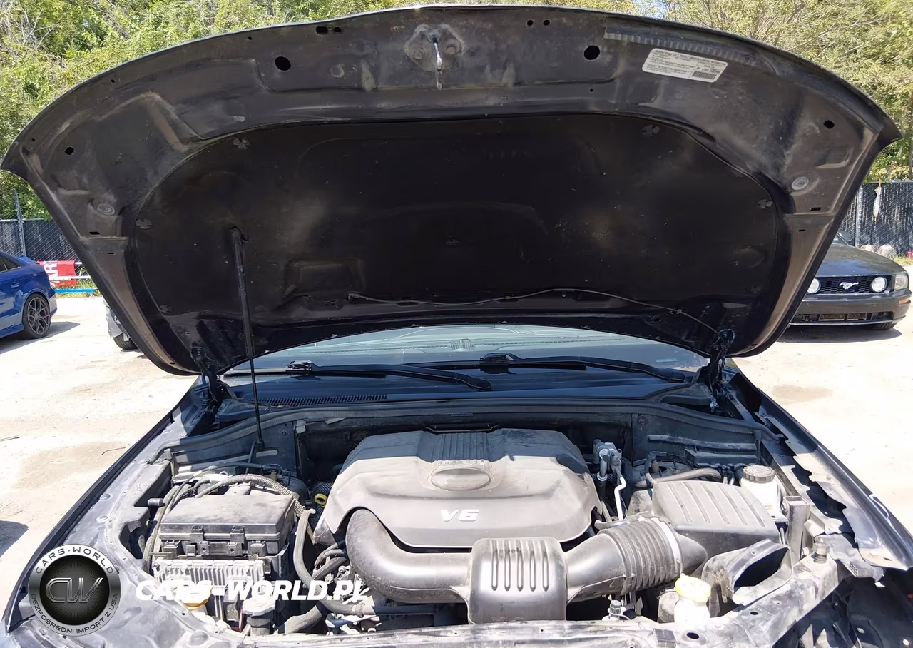 2014 Jeep Grand Cherokee Overland VIN:1C4RJFCG9EC233011 - 10