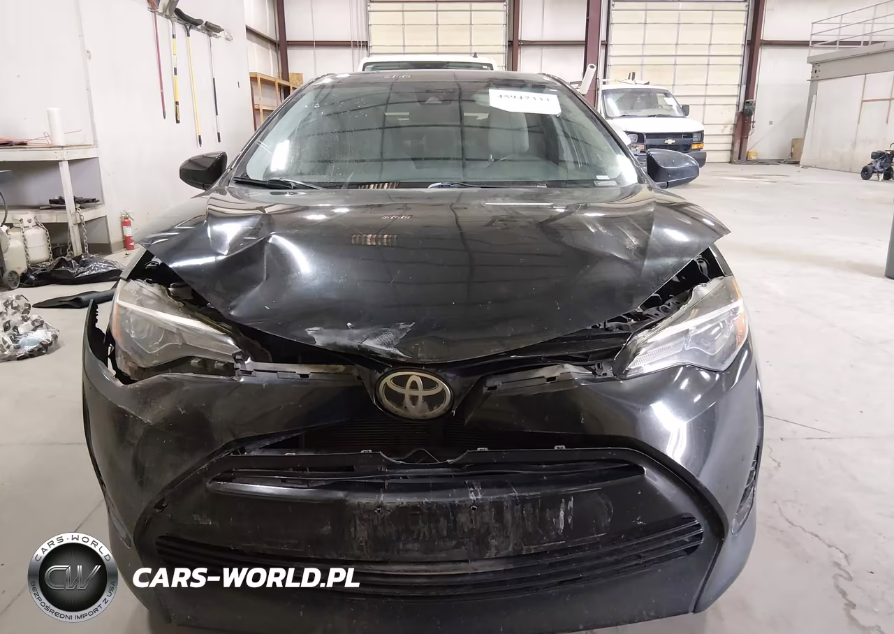 2017 Toyota Corolla Le VIN:2T1BURHEXHC938929 - 12