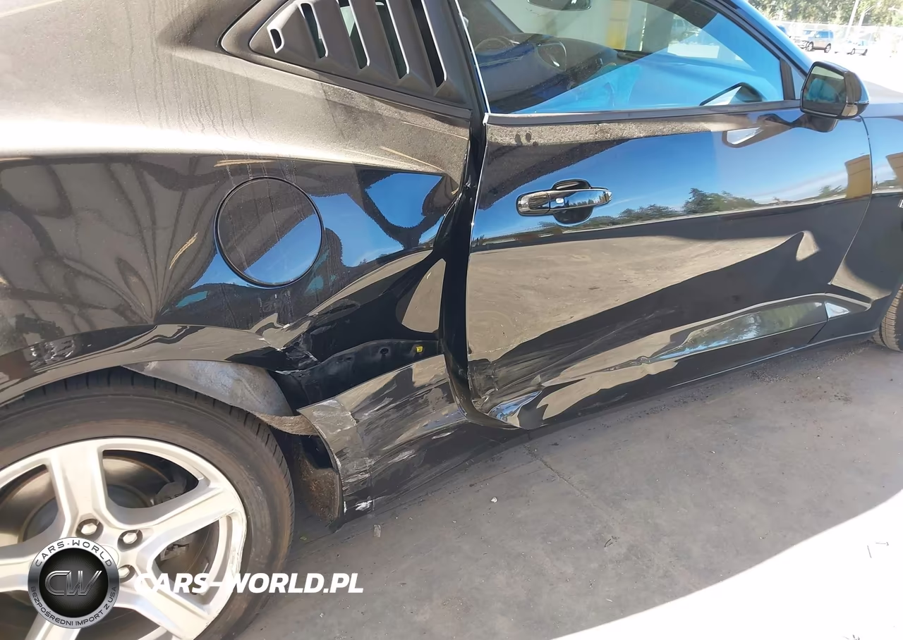 2018 Chevrolet Camaro 1Lt VIN:1G1FB1RS1J0104330 - 6